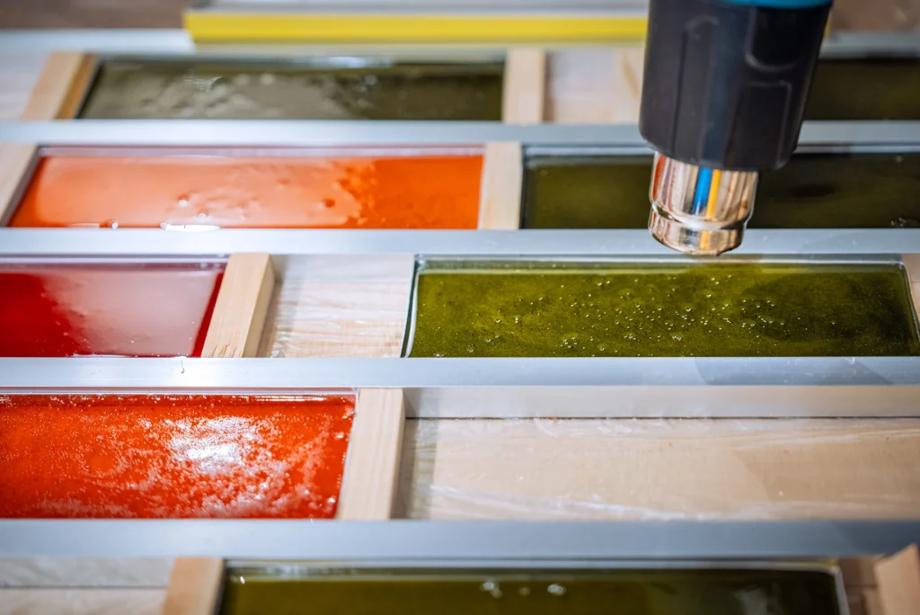 Step in the SO-Colored design process, where natural micro-algae are turned into sustainable, visually striking pigment materials.